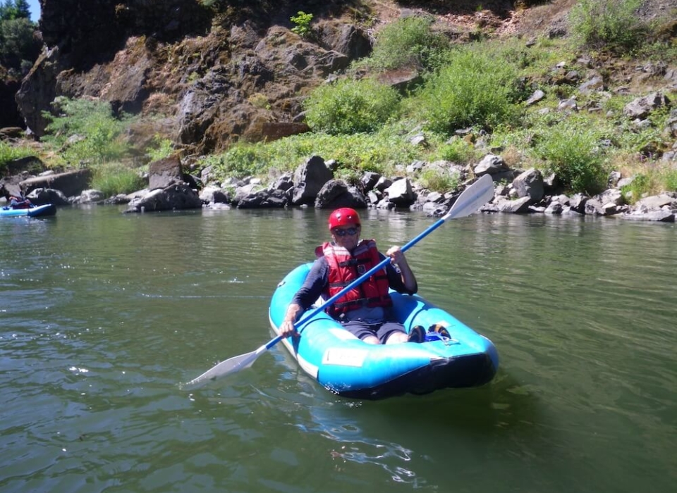 Bill Peckham in kayak Rogue R. 2010 sm